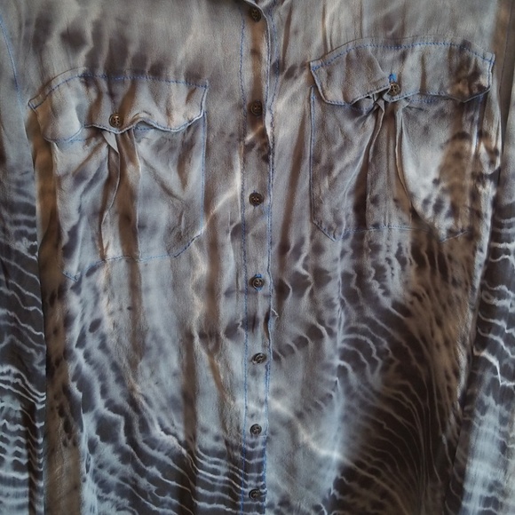 Button down blouse - Picture 4 of 6